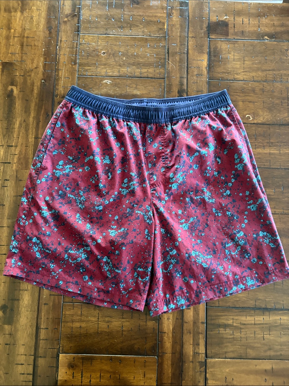 chubbies Red Swim Trunks with Teal Splash Print Large